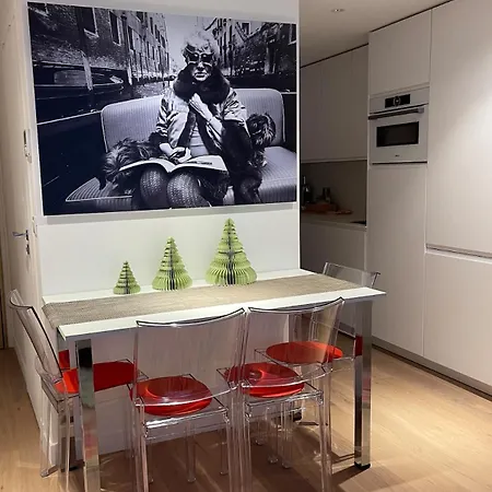 Superbe Pour Congres Au Coeur De カンヌ