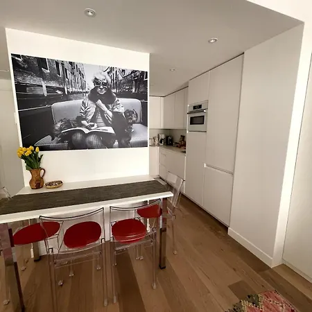 Superbe Pour Congres Au Coeur De カンヌ