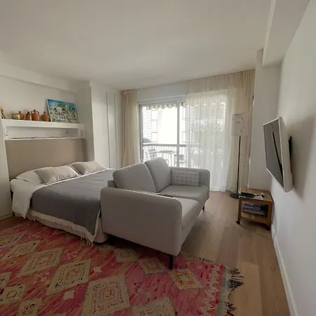 Superbe Pour Congres Au Coeur De * カンヌ