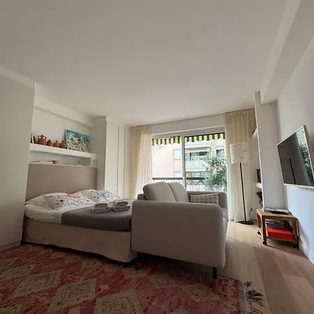 Superbe Pour Congres Au Coeur De * カンヌ