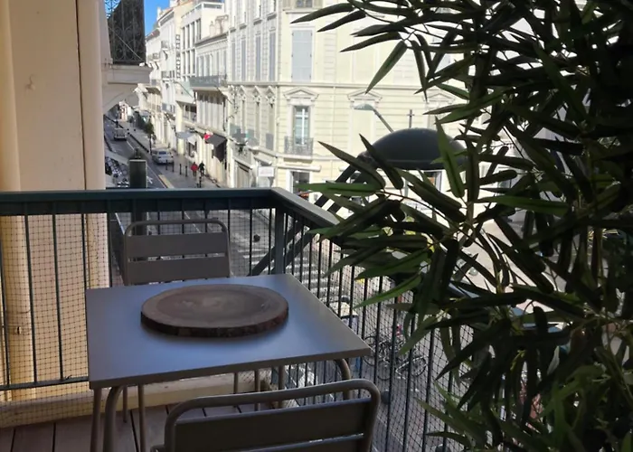 Superbe Pour Congres Au Coeur De Cannes